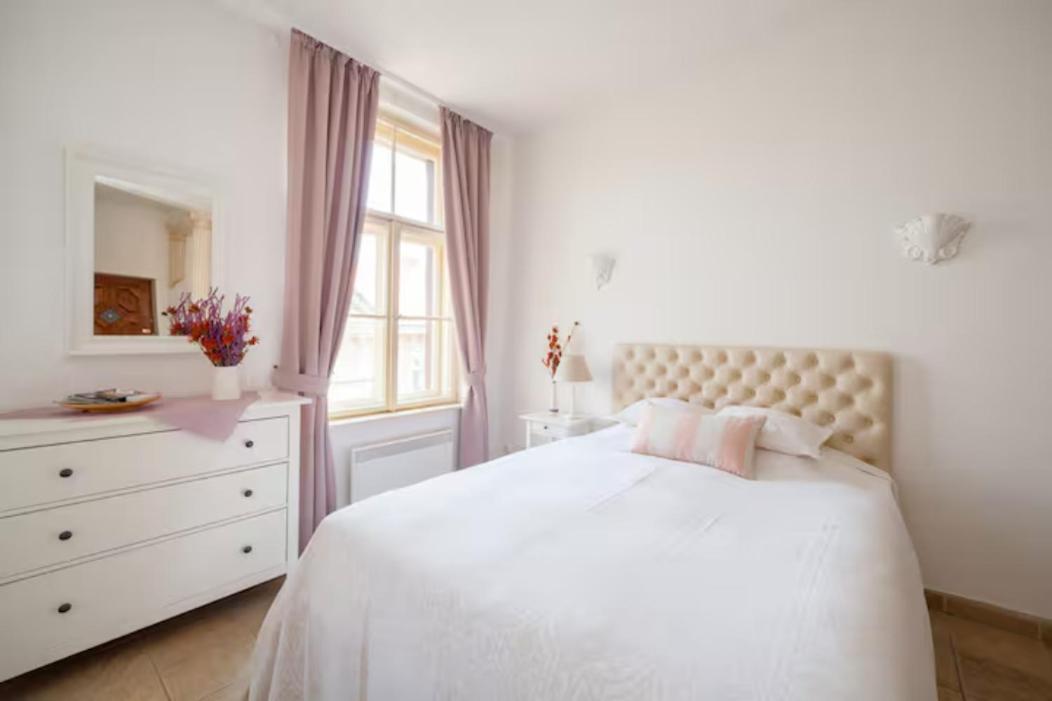 Classical Studio Apartment Budapest Exterior photo